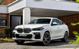 BMW tăng trưởng nhẹ doanh số nhờ các mẫu xe điện