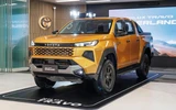 Vượt qua Ford Ranger, Toyota Hilux dẫn đầu phân khúc xe bán tải