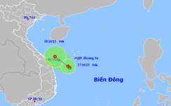 Áp thấp nhiệt đới áp sát miền Trung