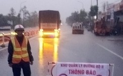 Nhiều đoạn quốc lộ 1A w88 luxury link w88 Thừa Thiên Huế ngập nặng do mưa lớn