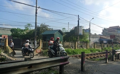 Cấp bách đảm bảo ATGT đường ngang qua Nam Định