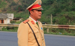 Bắt xe máy không biển vận chuyển 73 bánh ma túy