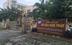 Khuất tất tài chính, bổ nhiệm ở Trường Văn hóa nghệ thuật Đà Nẵng
