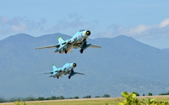 Cận cảnh "đôi cánh ma thuật" của cường kích Su-22 Việt w88 apk