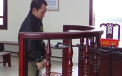Hại đời bé gái, "yêu râu xanh" lĩnh án 12 năm tù