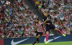 Rakitic sắm vai người hùng, Barca rời hiểm địa với 3 điểm