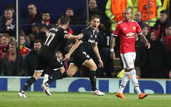 Video bàn thắng MU vs Sevilla: Hai cái tát từ ghế dự bị