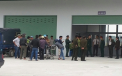Nghi có lựu đạn trong kiện hàng tại sân w88 com vn Phú Bài