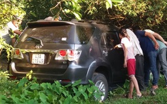 Tự gây w88 com, bỏ xe chạy trốn: Tài xế Fortuner khai gì?