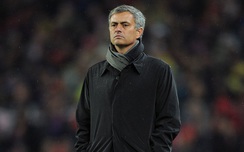 Tin bóng đá 6/12: Trọng tài bỏ giải vì Mourinho, MC dụ dỗ Messi