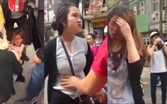 Va chạm giao thông, 2 cô gái đánh nhau loạn xạ giữa Hà Nội