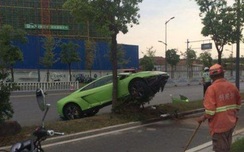 Video: link vao w88 bong88 Lamborghini ra oai với bạn gái gây tai nạn thảm khốc