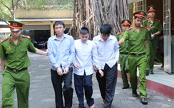 Lĩnh 55 năm tù vì đánh bạn đến tàn phế