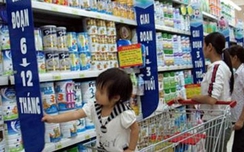 Hà Nội tăng cường bình ổn giá sữa cho trẻ dưới 6 tuổi