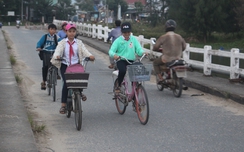 Phớt lờ biển link vao w88 bong88, người dân thản nhiên lưu thông trên cầu “tử thần”