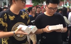Nhóm thanh niên Việt mua 22 chiếc w88 com mobile X gây chú ý ở Singapore