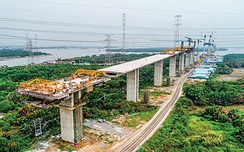 Thi công nước rút cao tốc Bến Lức - Long Thành