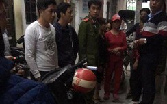 Khởi tố kẻ tưới axit khắp người vợ cũ trước mặt con