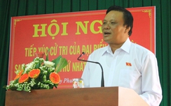 Phó Bí thư Bình Định giãi bày bằng Tiến sĩ với cử tri