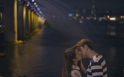 Nội dung Tuổi thanh xuân 2 tập 18: Junsu hôn Linh đắm đuối?