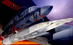 Mỹ cho B-52 gắn tên lửa siêu thanh AGM-183A w88 com thử