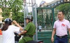 Hà Giang: Công an dùng xe chuyên dụng đưa thí sinh ngủ muộn đến điểm w88