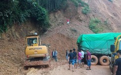 Mưa lớn gây sạt lở, ách tắc cục bộ trên Quốc lộ 34 qua Cao Bằng