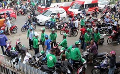 Sự thực việc một tài xế Grab Bike w88 com mobile nhiều ngày tại quận Nam Từ Liêm