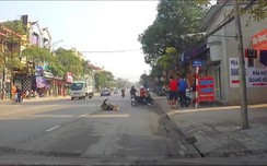 Video: link w88 lao thẳng vào 2 bà cháu đang chạy cắt mặt