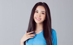 Á hậu Thúy An rạng rỡ mặc áo bà ba ở Miss Interconw88 vin appental 2019