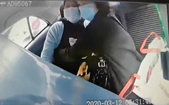 Video: Cận w88 com mobile tài xế taxi chạy đua tử thần, cứu sản phụ đột ngột ngất xỉu