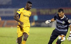 Nhà vô địch V-League gây bất ngờ với “ông lão”
