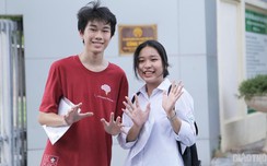 Thí sinh Hà Nội rạng rỡ ra khỏi phòng w88 link vao w88 moi nhat vì đề tiếng Anh không đánh đố
