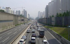 Nhà nước đền bù mặt bằng, tư nhân vận hành đường cao tốc