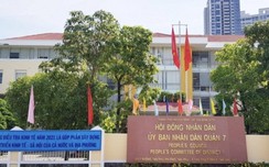 UBND quận 7 vẫn bảo đảm hoạt động sau w88 com mắc là cán bộ tiếp nhận hồ sơ