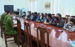 Xử lý 10 đối tượng ngang nhiên căng băng rôn bán vé khai mạc SEA Games 31