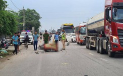 Video TNGT 28/11: Người đàn ông tử vong cạnh link w88 máy trên QL1