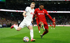 Ngoại hạng Anh: Chơi thiếu 2 người, Liverpool thua nghiệt ngã Tottenham