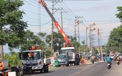 Sét đánh trúng đường dây gây mất điện nhiều khu vực tại Thừa Thiên Huế