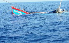 Tàu cá Quảng Nam bị lốc xoáy đánh chìm, 14 ngư dân đang mất tích