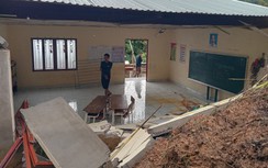 Sạt lở làm sập phòng học ở miền núi Quảng Nam