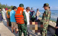 Hai học sinh lớp 9 ở Thừa Thiên Huế đuối nước tử vong khi tắm biển 