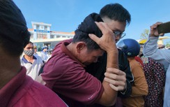 Những tiếng khóc trong ngày đón ngư dân tàu câu mực Quảng Nam bị chìm