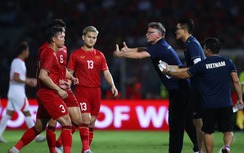 Vé xem tuyển Việt Nam đá trận ra quân vòng loại World Cup rẻ khó tin