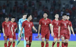 CĐV Indonesia có hành động cực khó hiểu trước trận gặp tuyển Việt Nam