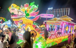 Hơn 200.000 du khách đến Lễ hội thành Tuyên 2023