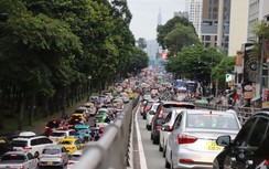 TP.HCM xem xét cấm xe máy qua cầu vượt thép cửa ngõ sân bay Tân Sơn Nhất
