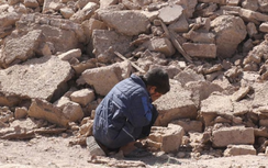 Động đất tại Afghanistan: Thương cảnh nhiều trẻ bị chôn vùi khi đang học ở trường