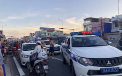 Tạm giữ tài xế lùi xe bỏ chạy khi gặp chốt đo nồng độ cồn ở Quảng Ninh