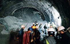 Sập đường hầm đang xây dựng ở Ấn Độ, ít nhất 40 công nhân mắc kẹt